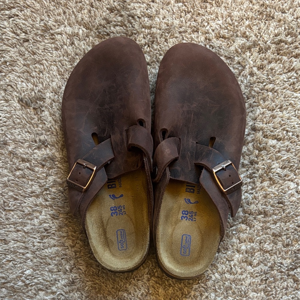 Boston Birkenstocks in Brown Leather